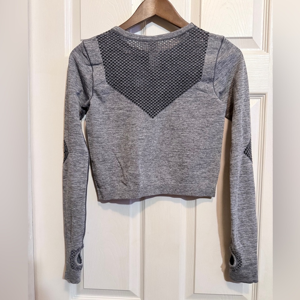 JoyLab Mesh Long Sleeve Crop Top - Picture 3 of 7